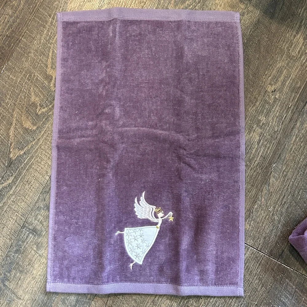 Chestnuts Lane Angel Embroidered Hand‎ Towel, Bathroom Towel Bathroom Purple